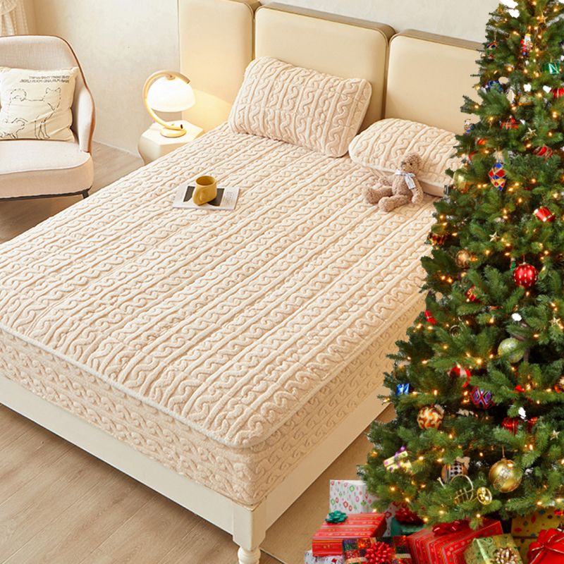 Warm Comfortable Mattress Cover