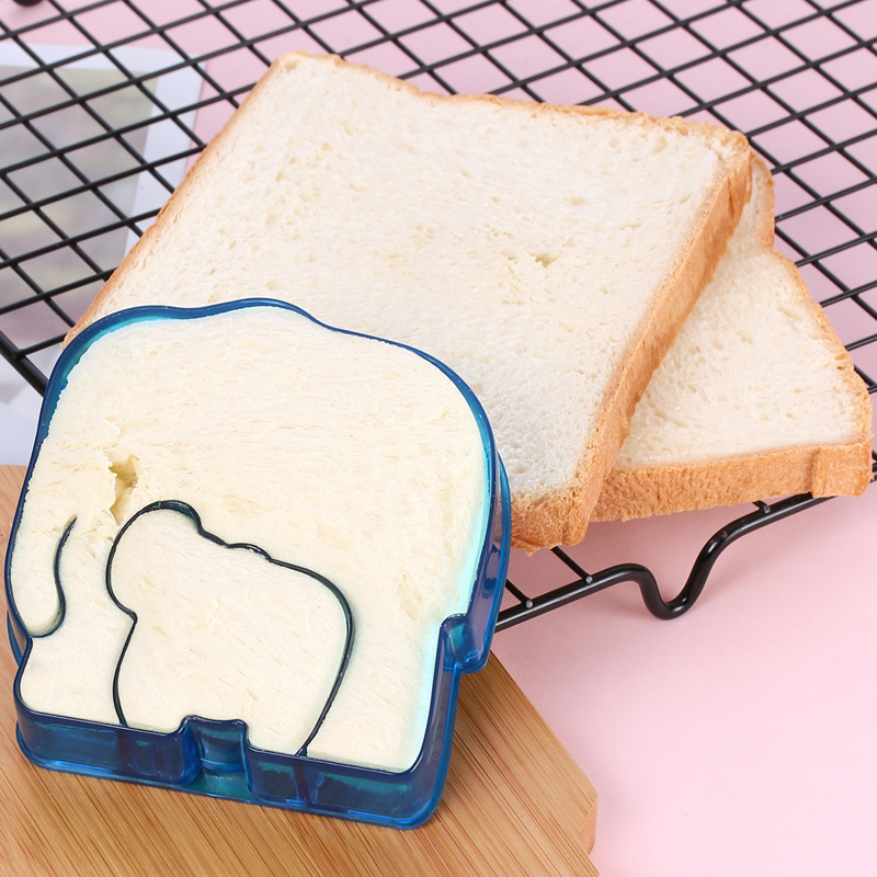 Easy-to-Use Toast and Sandwich Mold