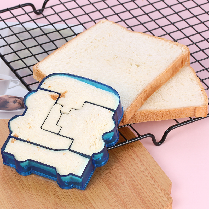 Easy-to-Use Toast and Sandwich Mold