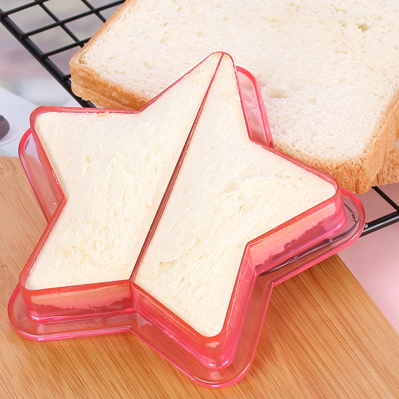 Easy-to-Use Toast and Sandwich Mold