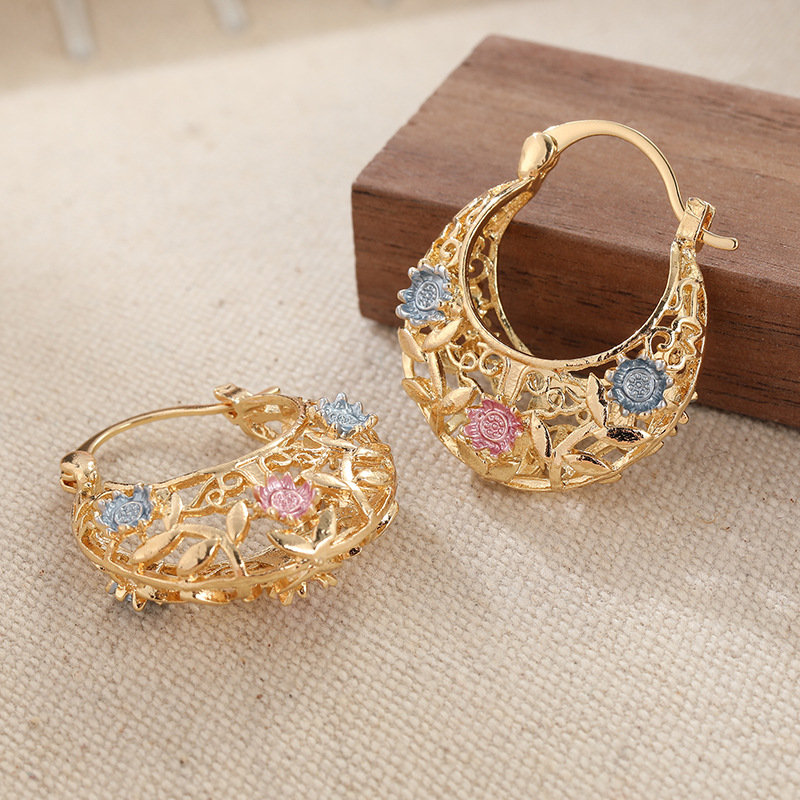 📢📢40% OFF !! ⏰ Gold-Plated Crescent Hoop Earrings with Enamel Flowers