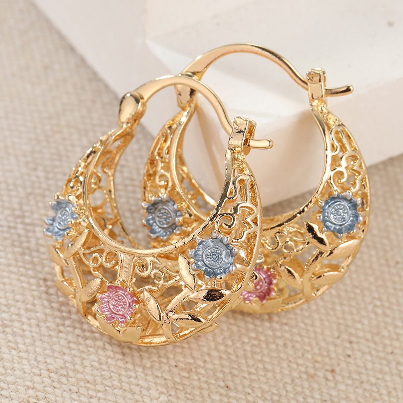 📢📢40% OFF !! ⏰ Gold-Plated Crescent Hoop Earrings with Enamel Flowers