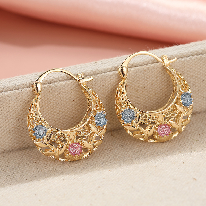 📢📢40% OFF !! ⏰ Gold-Plated Crescent Hoop Earrings with Enamel Flowers