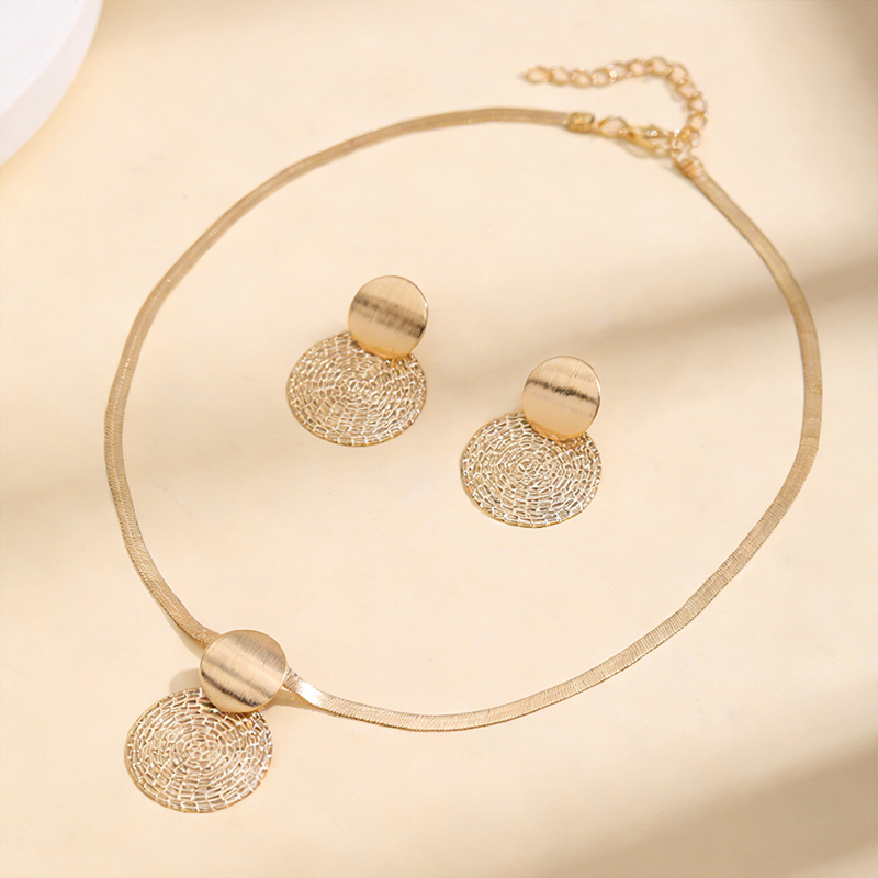 🎁2026 New Arrivals 50% OFF💥Modern Chic Necklace & Earring Set – Gold finish, geometric design & lightweight – perfect for daily elegance or gifting – includes matching pieces for a polished look 💫