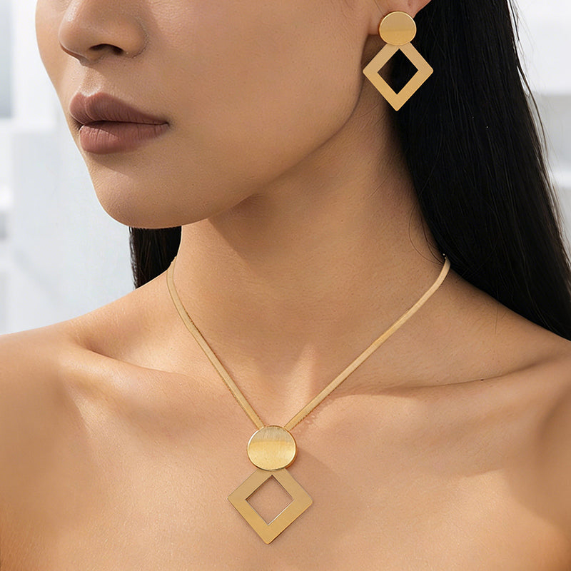🎁2026 New Arrivals 50% OFF💥Modern Chic Necklace & Earring Set – Gold finish, geometric design & lightweight – perfect for daily elegance or gifting – includes matching pieces for a polished look 💫