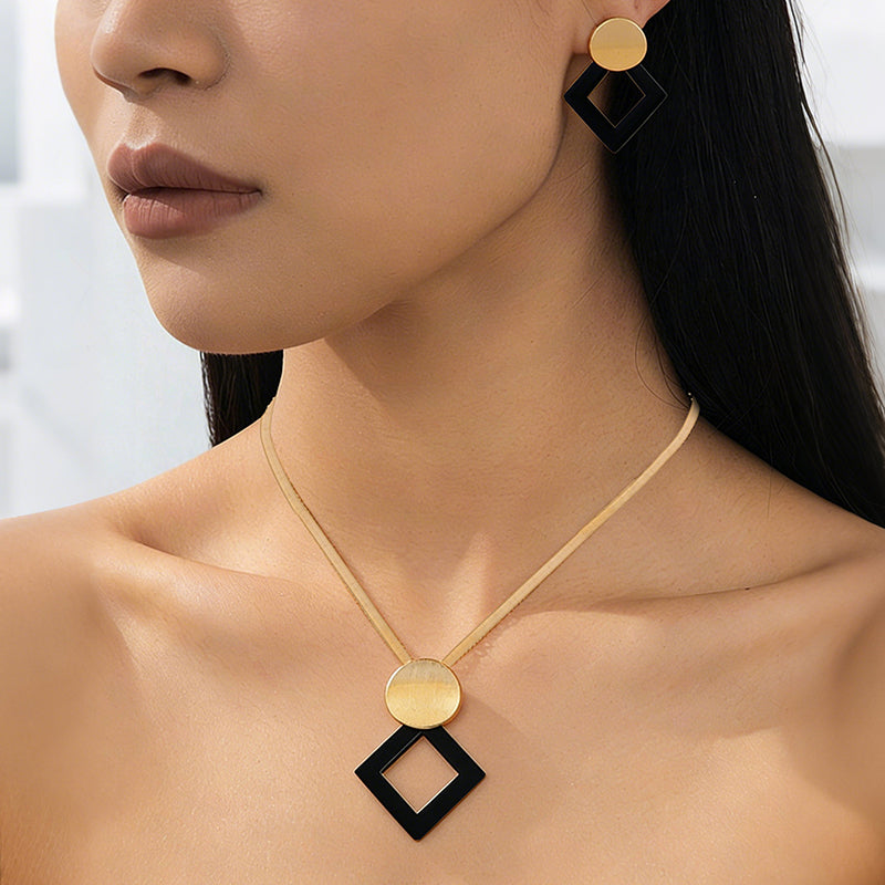 🎁2026 New Arrivals 50% OFF💥Modern Chic Necklace & Earring Set – Gold finish, geometric design & lightweight – perfect for daily elegance or gifting – includes matching pieces for a polished look 💫